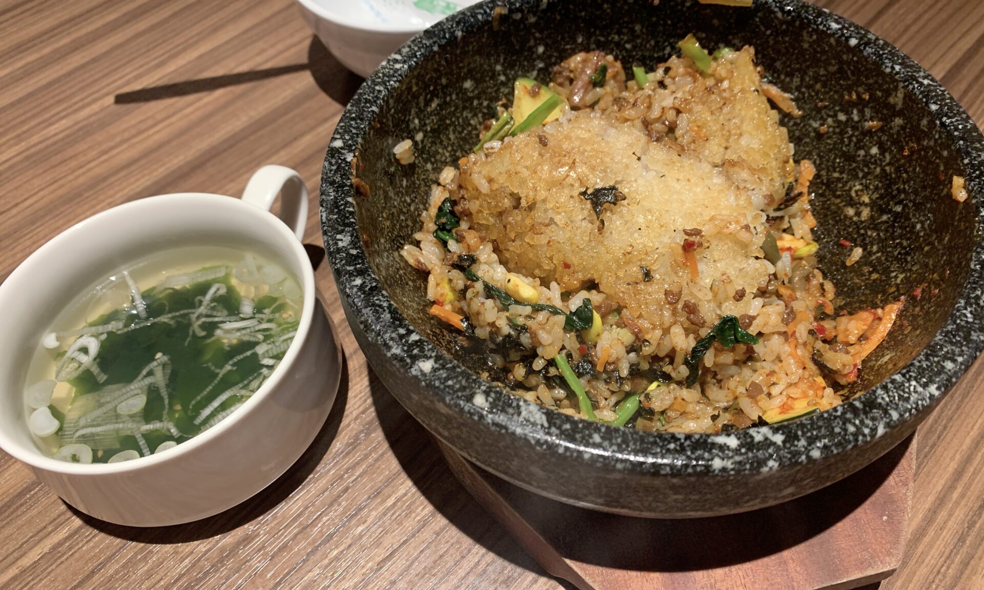 石焼ビビンバ （スープ付き）　1,280円（税込）